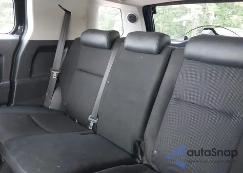 2007 Toyota Fj Cruiser from USA, damaged, VIN JTEBU11F770023402